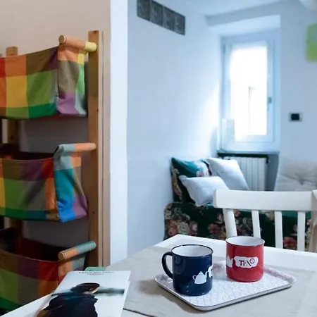 Il Nido Tra I Libri * Turin